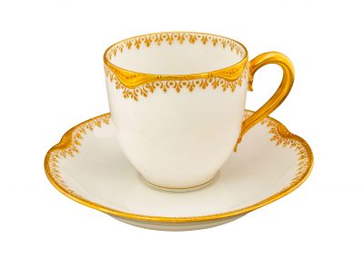 Fransız, 1920 ler Haviland France Inporte Par Nordiska Kompaniet Stockholm Frank Haviland Limoges damgalı yaldız kabartmalı fincan
