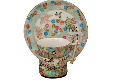 1900-1920 arası üretilmiş damgasız, yaldızlı, kabartmalı fincan (20)